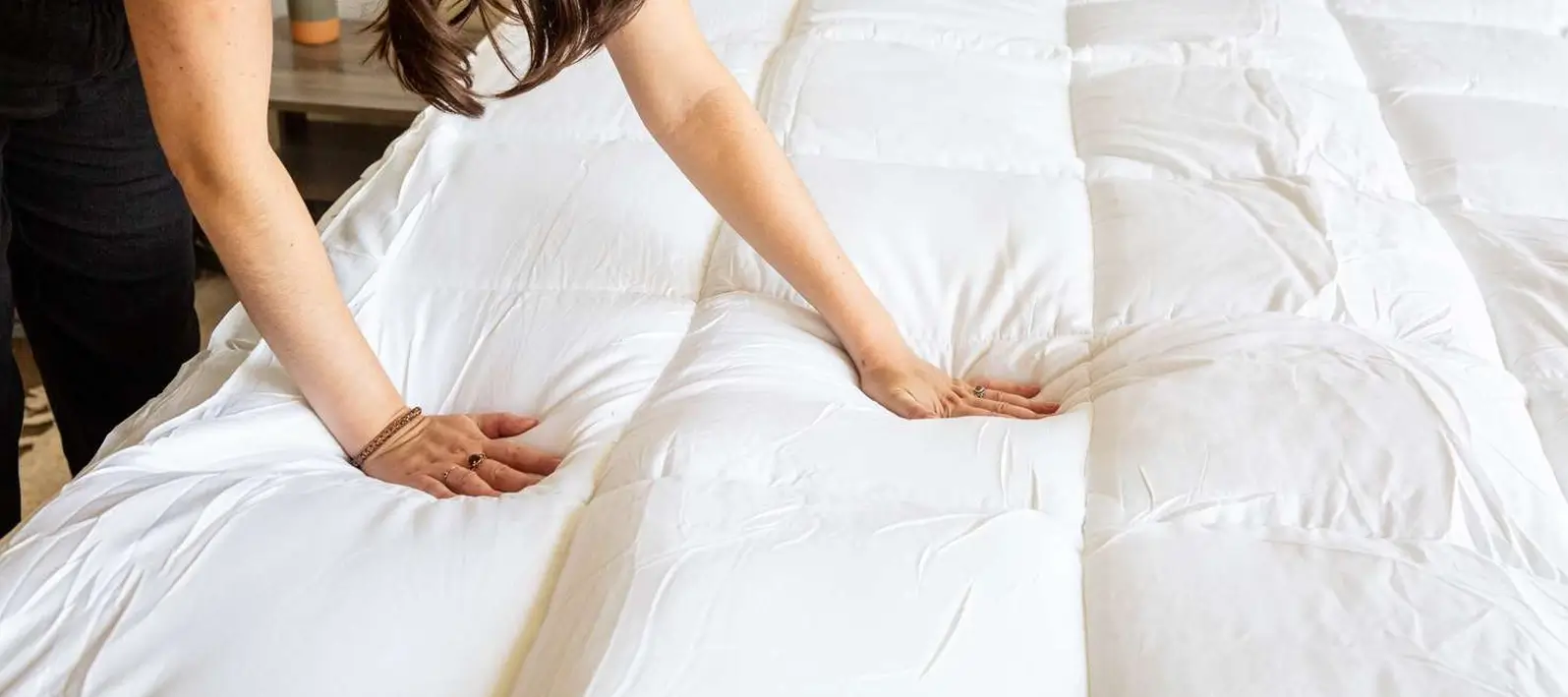 Cloude Comfort Pillow Top